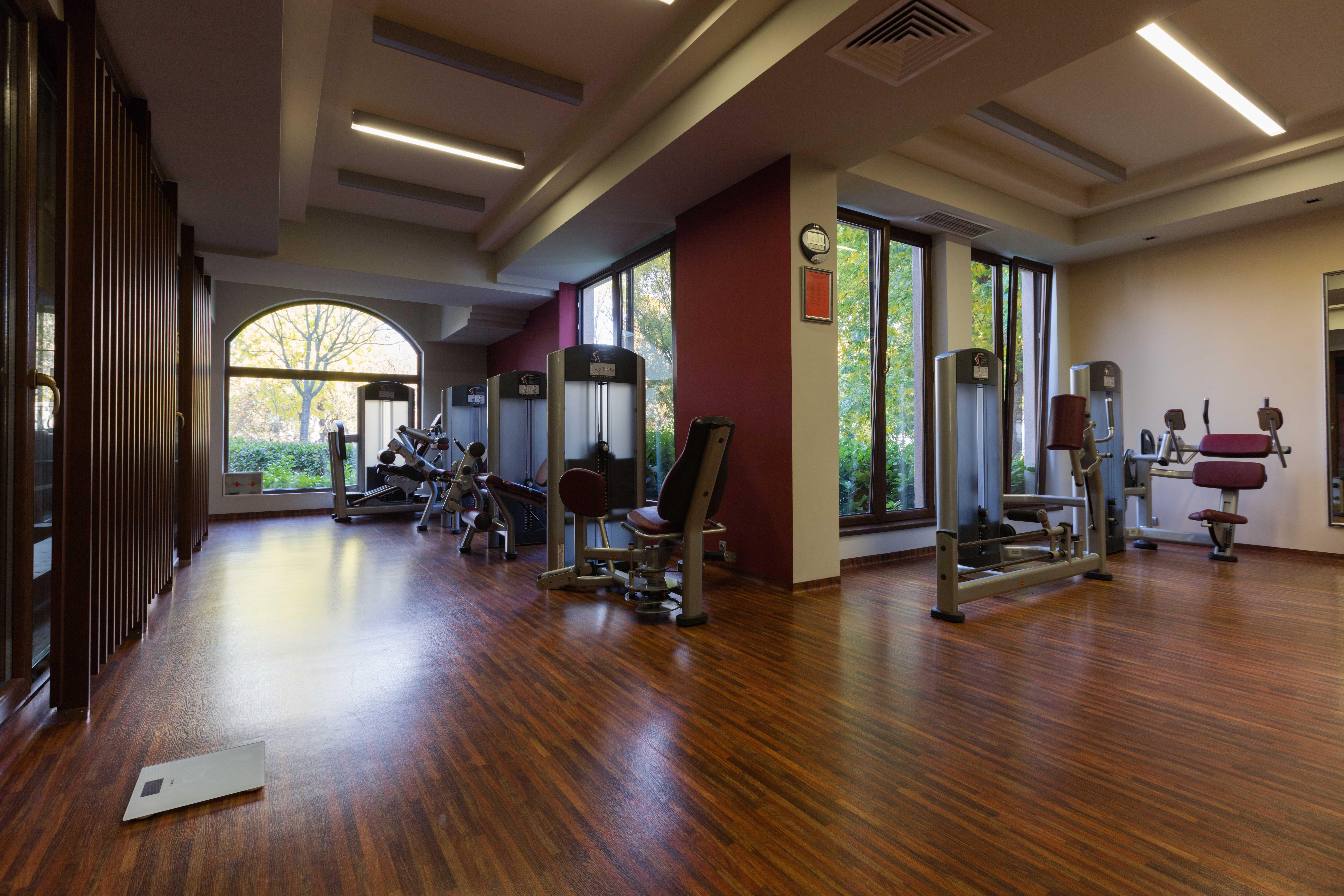 Primoretz Grand Hotel & Spa Burgas City Eksteriør billede The gym at the University of Novi Sad