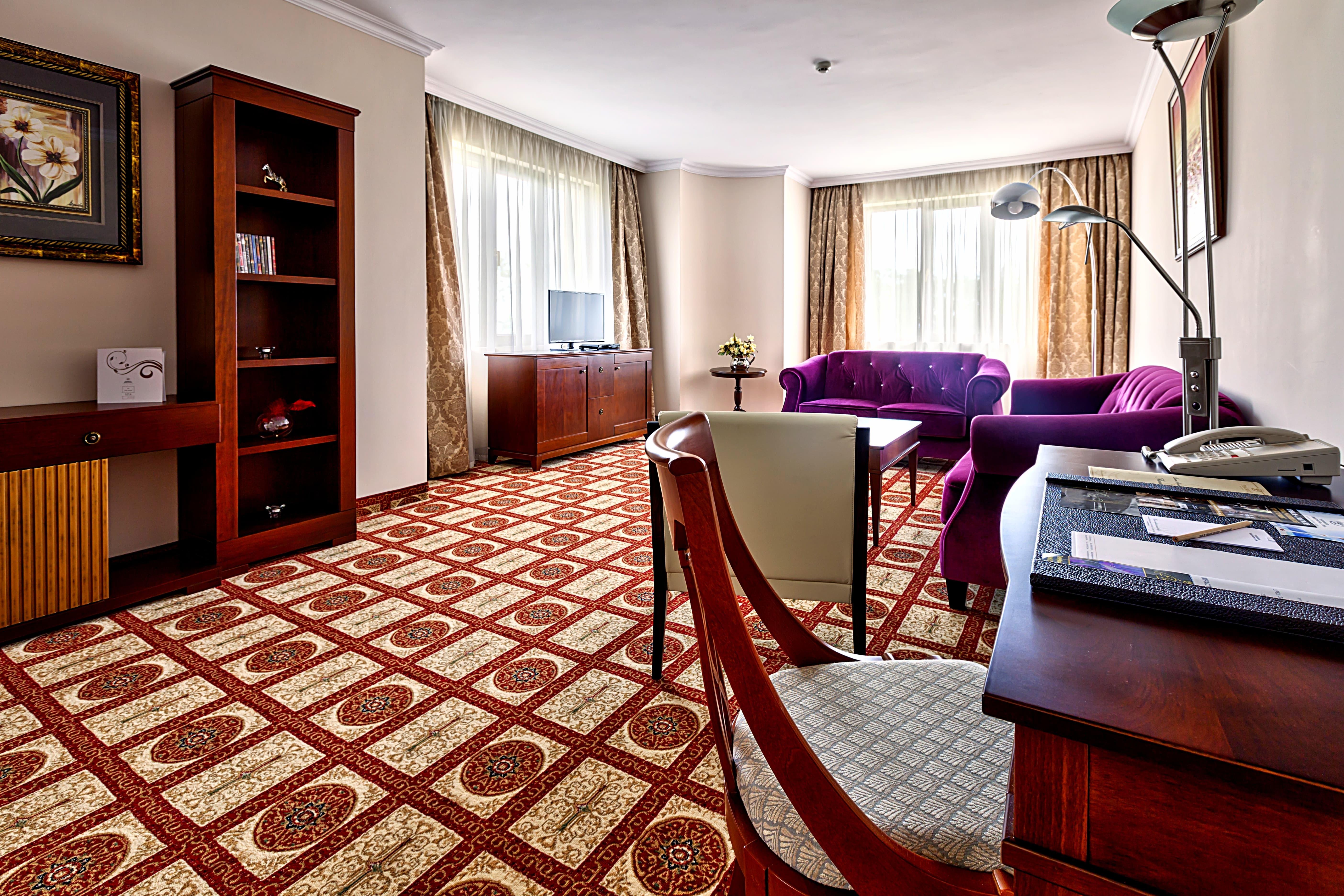 Primoretz Grand Hotel & Spa Burgas City Eksteriør billede A suite at the Radisson Blu Royal