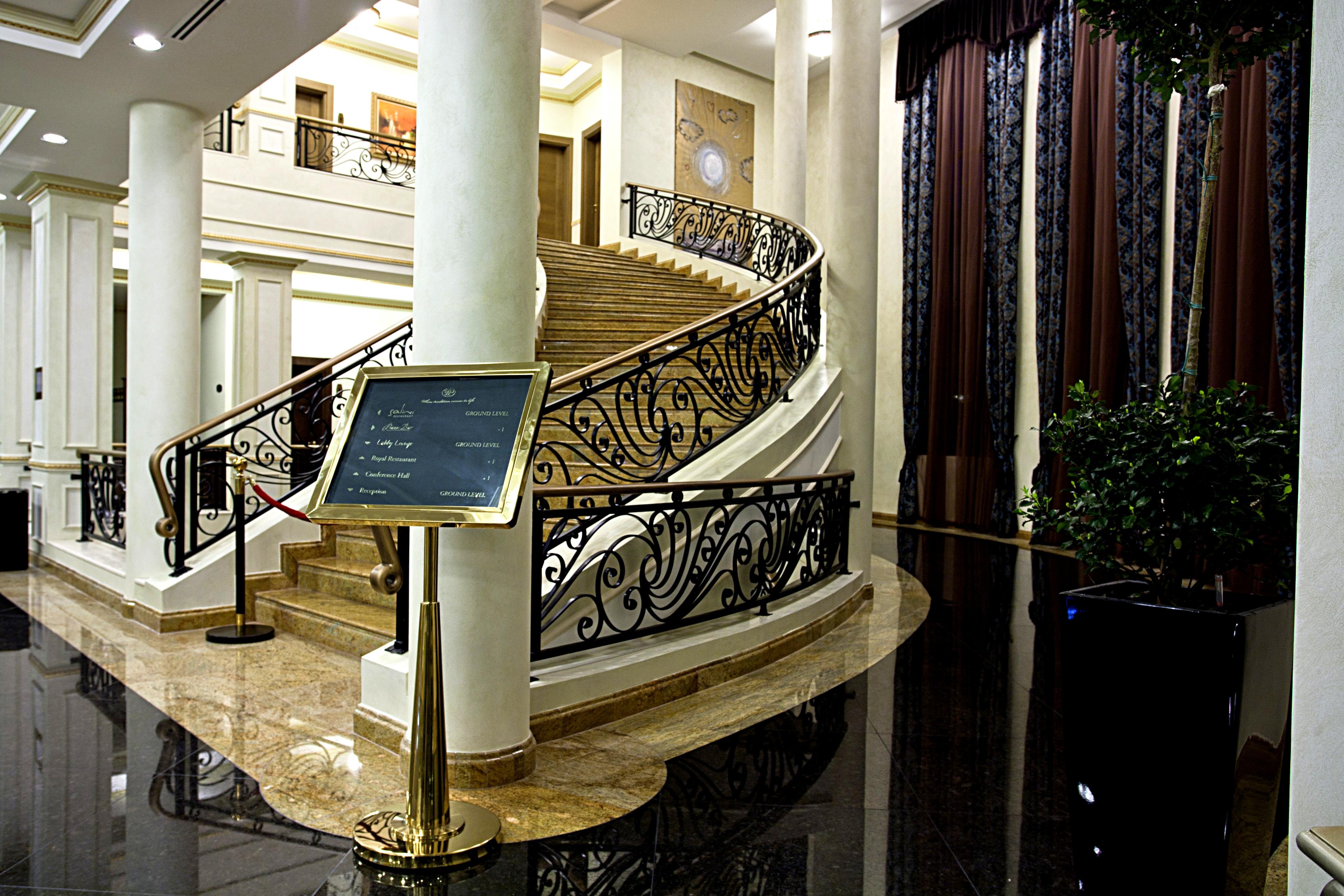 Primoretz Grand Hotel & Spa Burgas City Eksteriør billede The lobby of the hotel