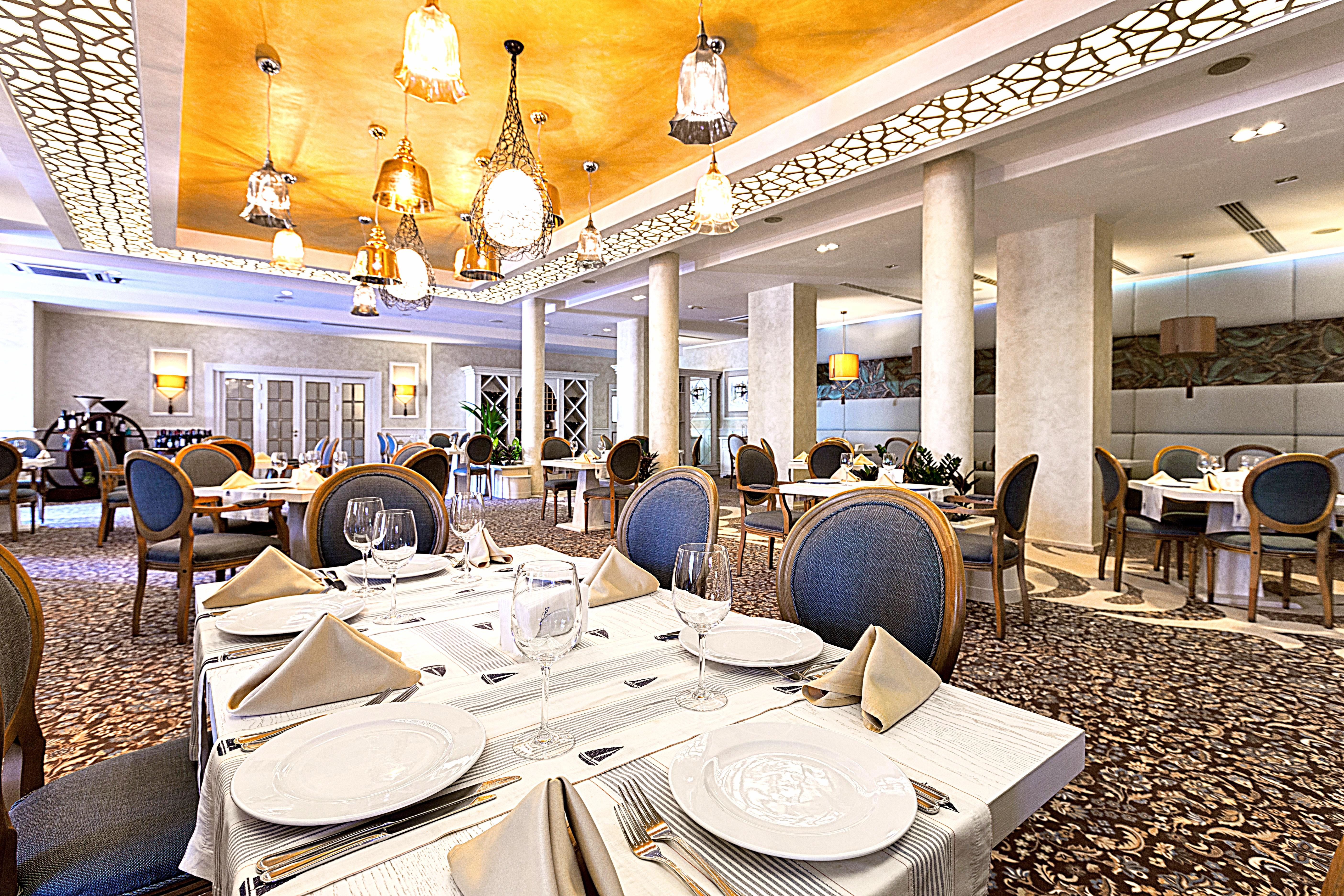 Primoretz Grand Hotel & Spa Burgas City Eksteriør billede The restaurant